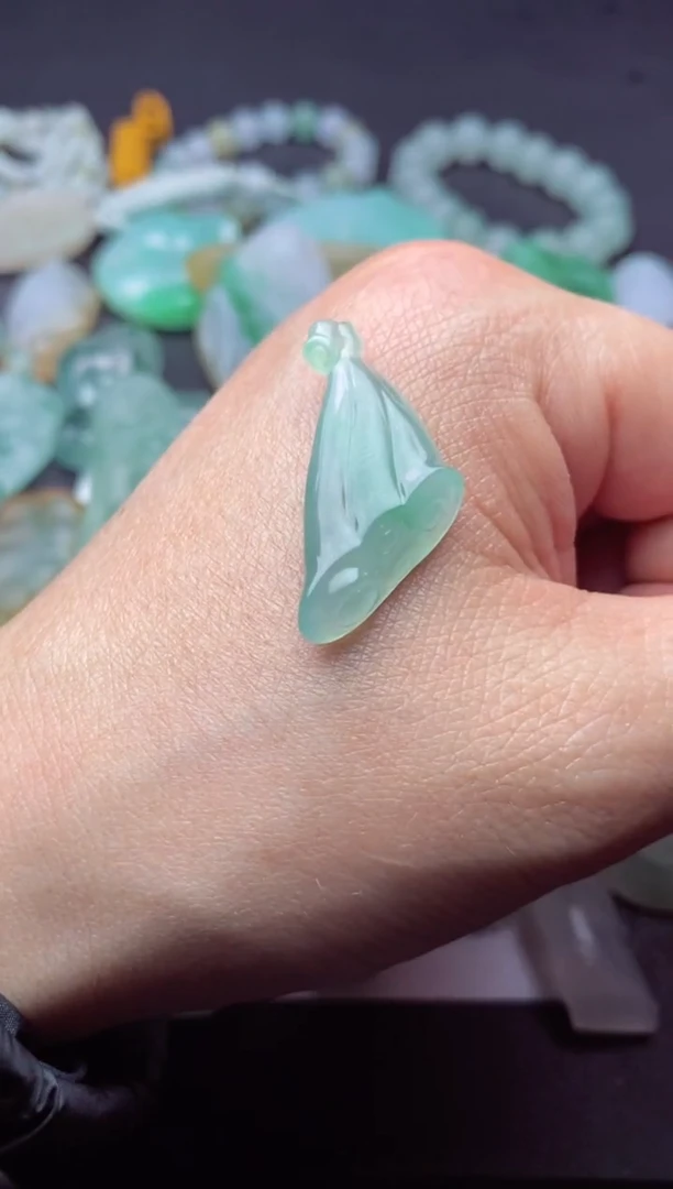 【闪购商品】定制翡翠未镶嵌翡翠