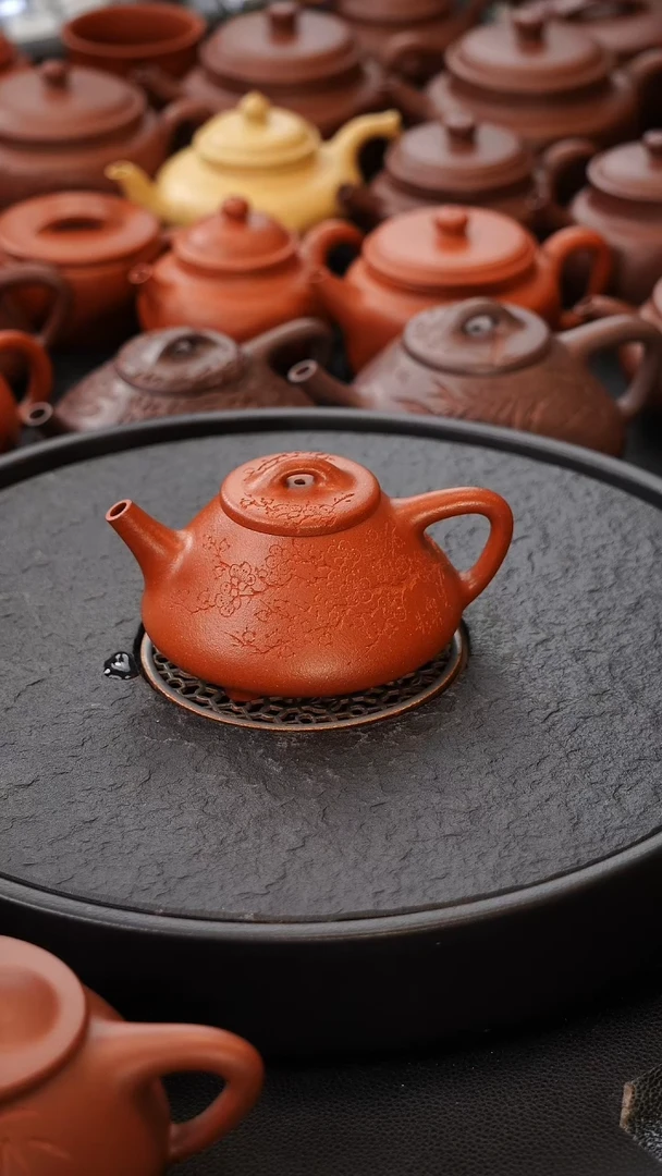 茶壶紫砂全品 180C 原矿高纯度红降破 梅花刻绘 子冶
