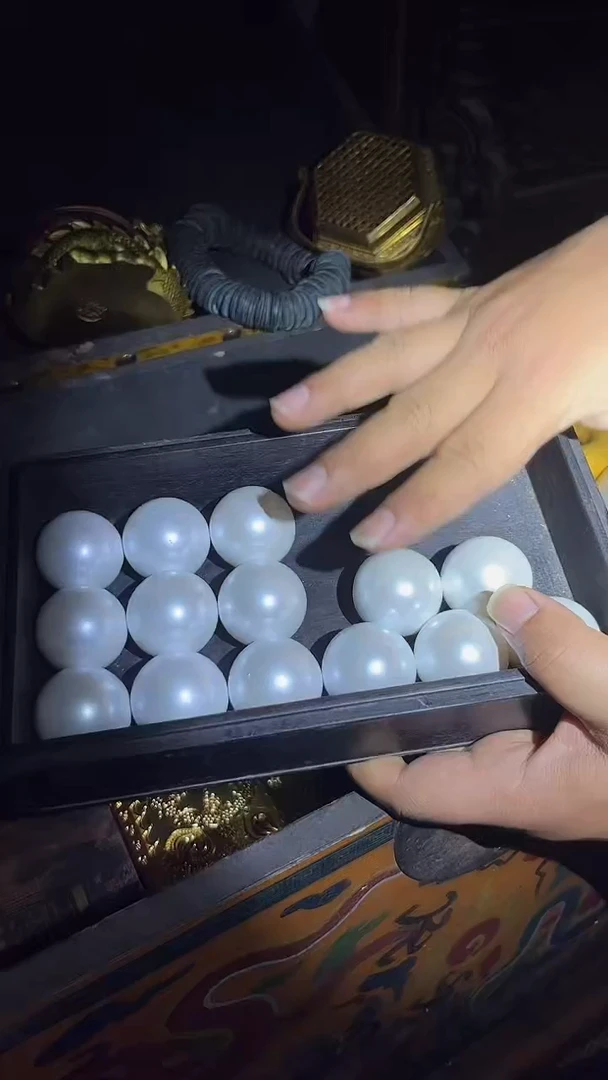 把件贝壳1颗.白.3公分.不带盒