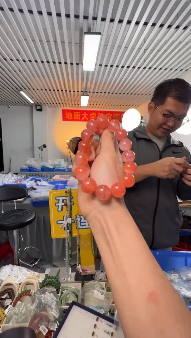 未镶嵌手串南红玛瑙南红玛瑙圆珠约15-16mm单圈手串