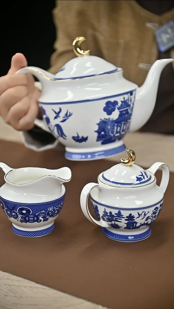 陶瓷茶壶1100ml鱼米之乡 送糖缸+奶壶