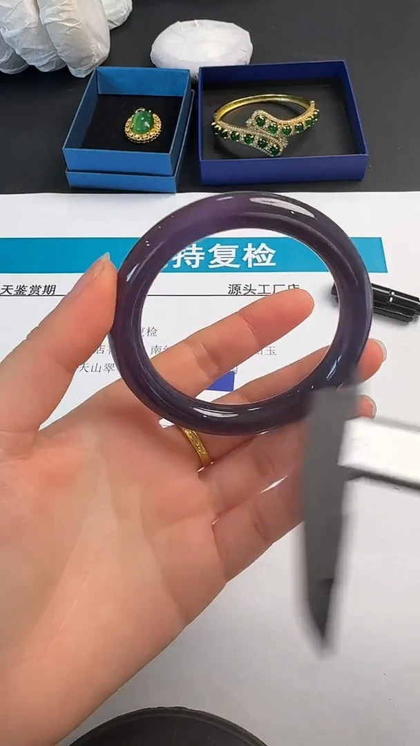 未镶嵌手镯石英质玉070