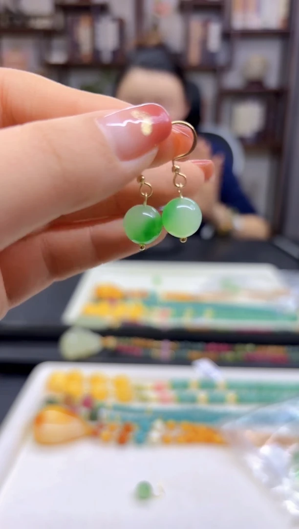 【闪购商品】翡翠耳饰14K金镶嵌耳勾E445