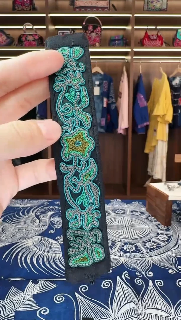织绣13黔东南苗族刺绣