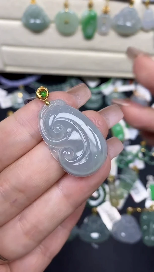 吊坠(不含链)18K金镶嵌翡翠如意18K金扣镶嵌@@CMT1103