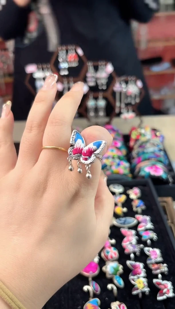 艺枝独绣手工饰品112