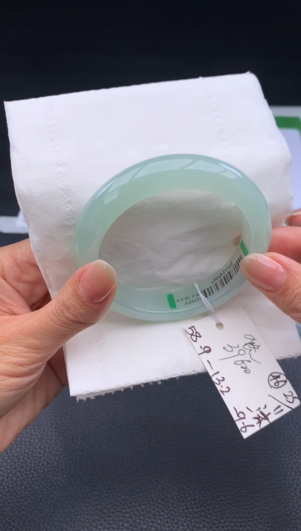 未镶嵌手镯翡翠悠*?翡翠手镯 下单联系小耳机#46