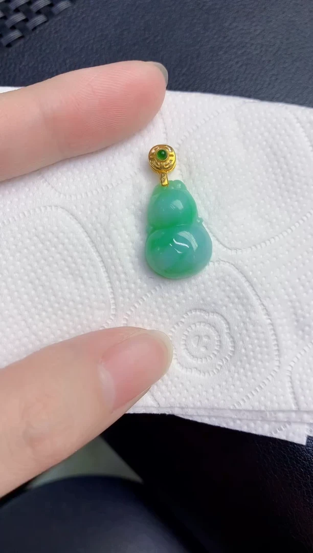 颈饰未镶嵌翡翠天然翡翠缅甸A货