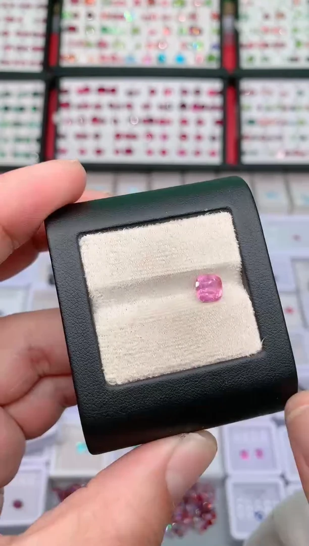 【闪购商品】尖晶石裸石未镶嵌1.66ct马亨盖