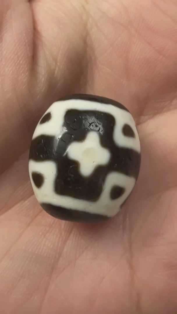 【闪购商品】玛瑙/玉髓手链合金达洛十字莲心