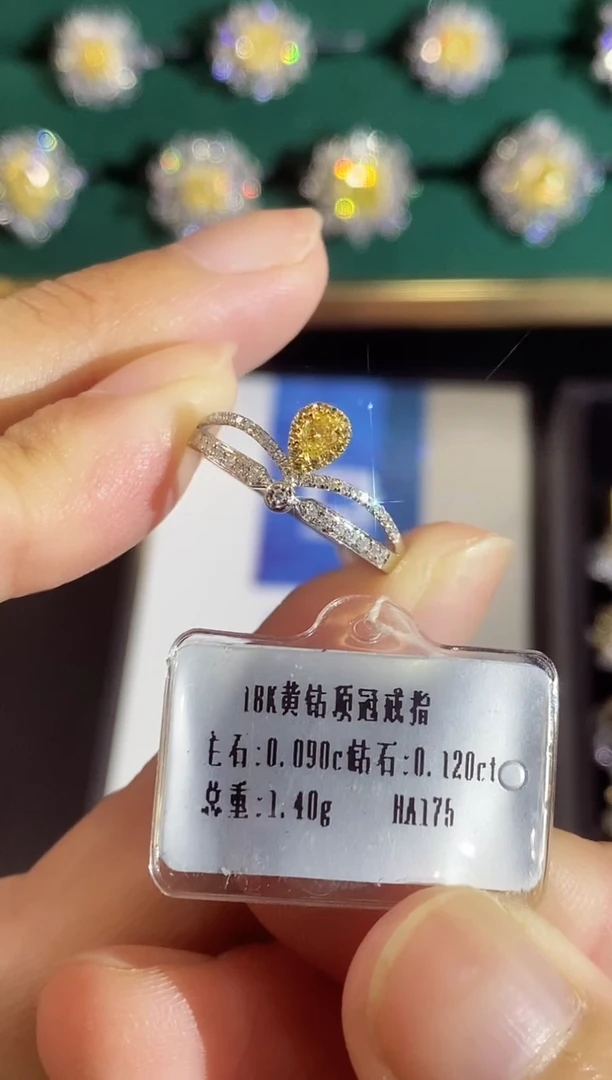 18K金镶嵌戒指钻石05