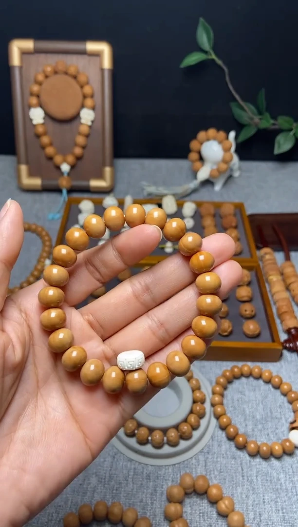 手串猴头核桃A****n算盘11.1/猛犸回纹墩子11+