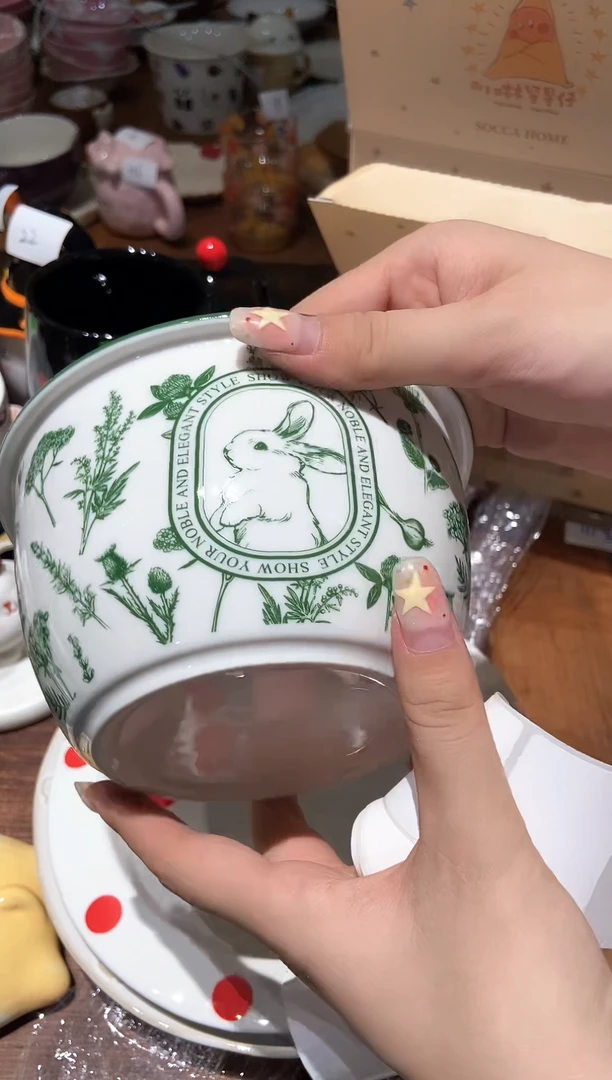 瓷201 兔子 绿色 大碗 瑕疵