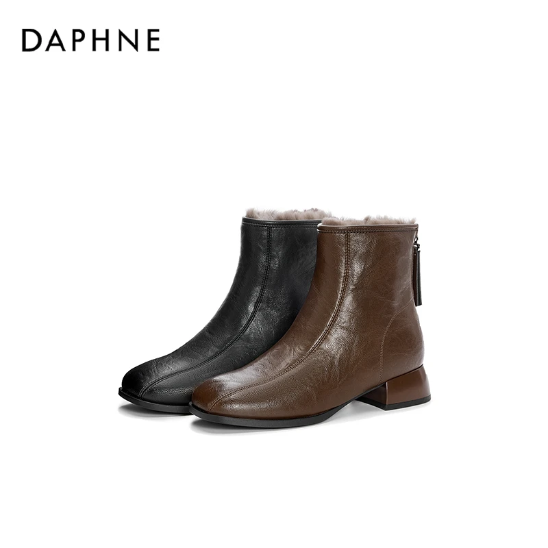 达芙妮网红爆款25冬季粗跟短靴女加绒保暖法式时装靴英伦风马丁靴