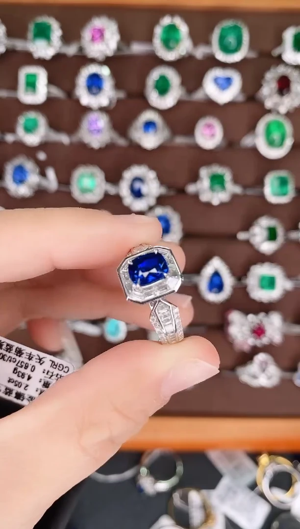 【闪购商品】蓝宝石18K金戒指18K金镶嵌1