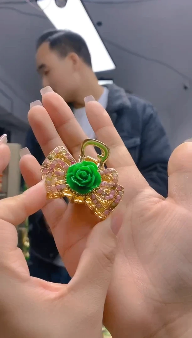 【闪购商品】碧玺耳饰合金340发夹