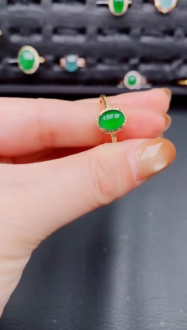 【闪购商品】翡翠戒指银S925镶嵌天然a货翡翠813