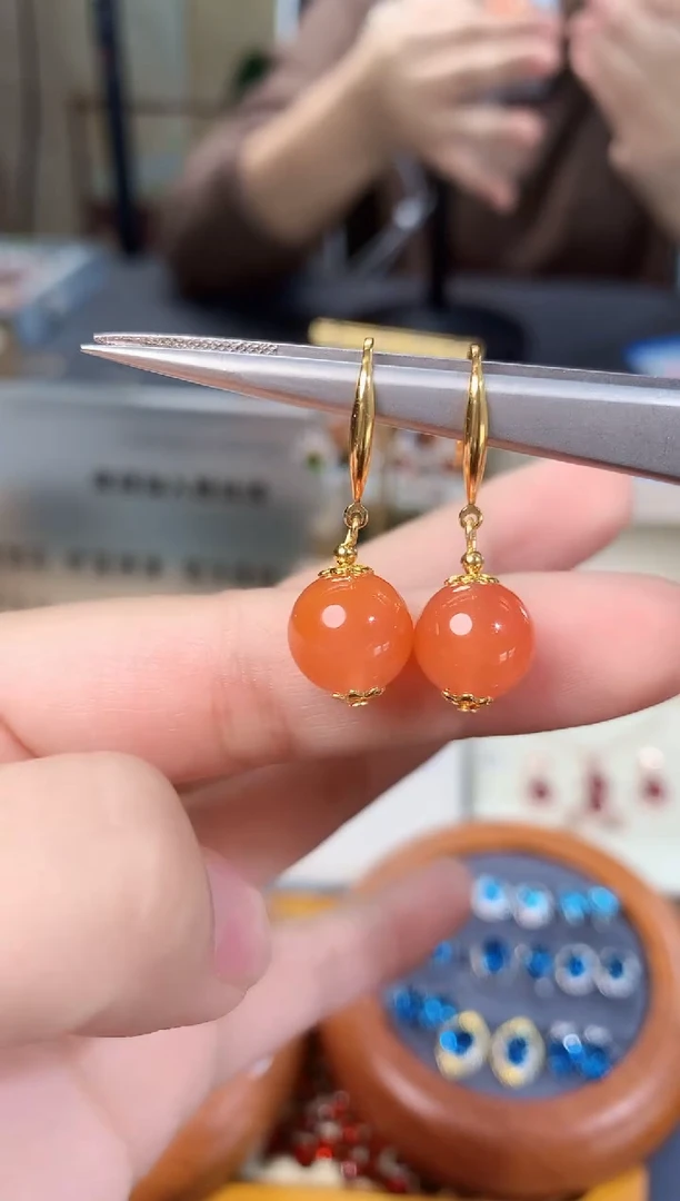 【闪购商品】南红玛瑙耳钩银S925镶嵌天然