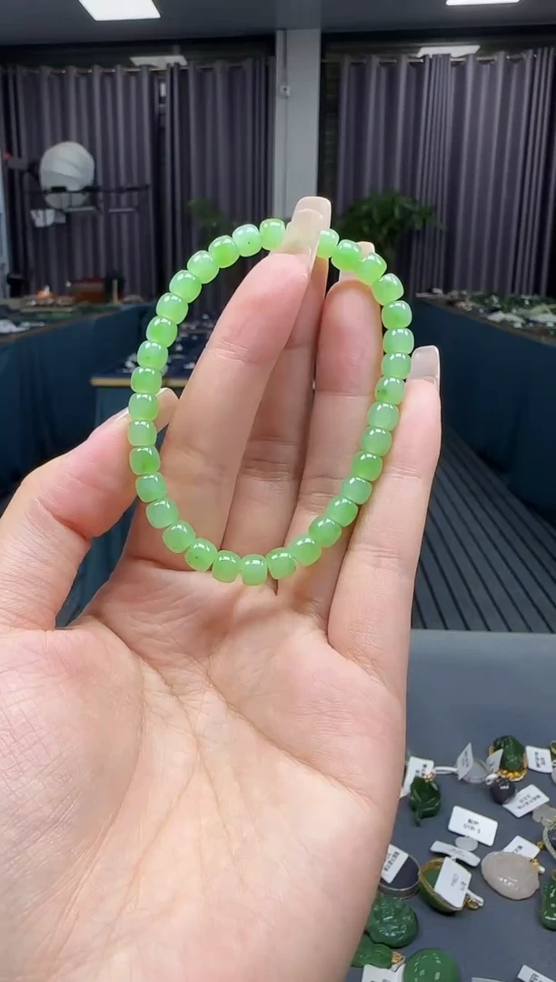 手串未镶嵌和田玉1