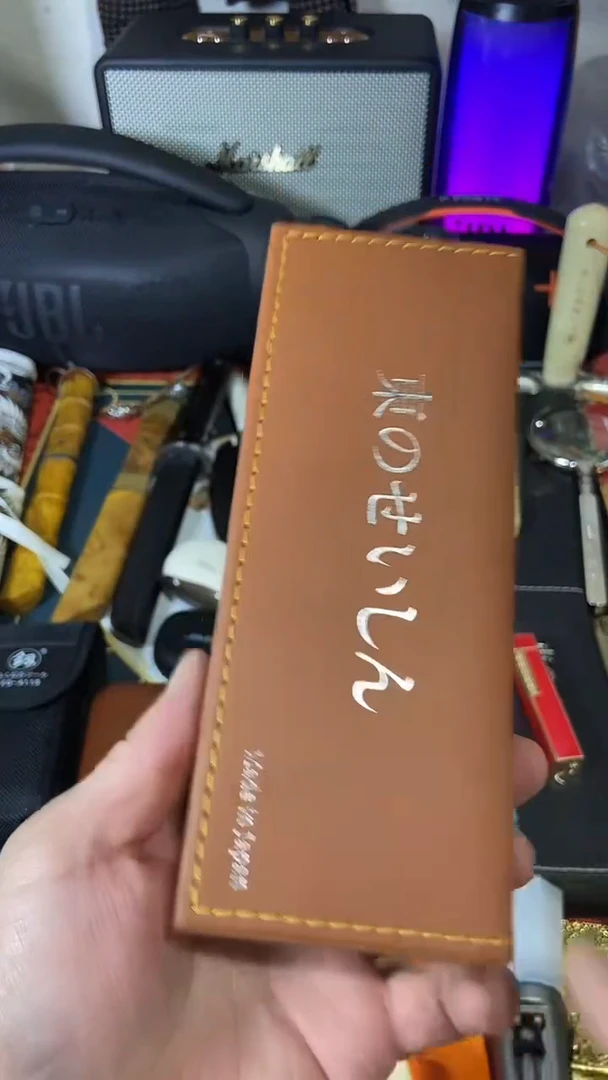 瓷片闪购商品 如图所示