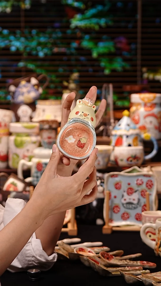 其他景德镇釉下彩手绘设计师款陶瓷