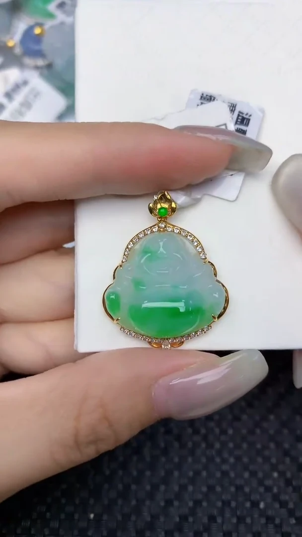 颈饰18K金镶嵌翡翠天然缅甸翡翠a货百元以上9元证书费自理
