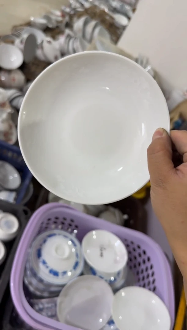 摆件暗花碟14厘米有瑕请慎拍