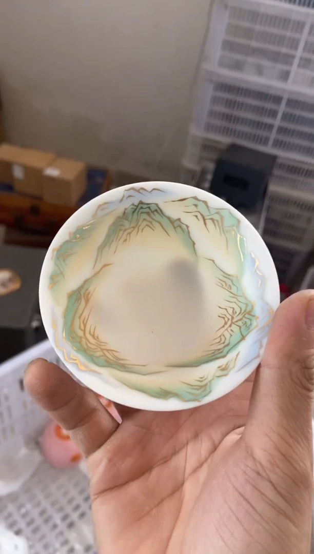 无运费险有瑕疵的摄影的产品有使用过的痕迹有点脏介意勿拍