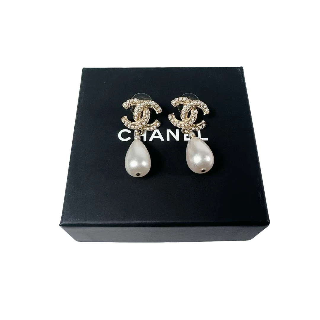 95新 Chanel/香奈儿 安洁利严选耳钉/0000738