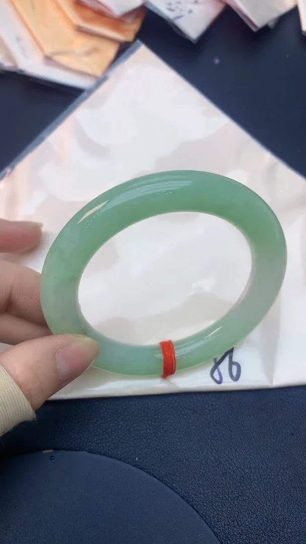 未镶嵌手镯翡翠0114948819