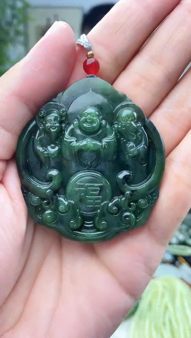 和田玉未镶嵌颈饰1