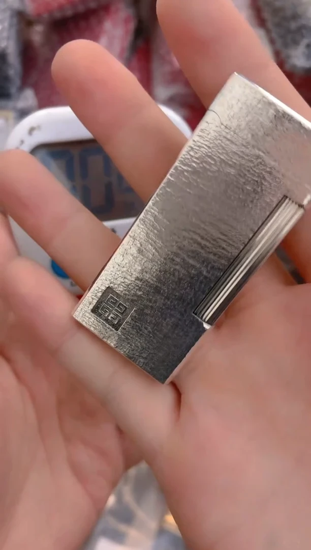 微***人中古打火机闪购链接