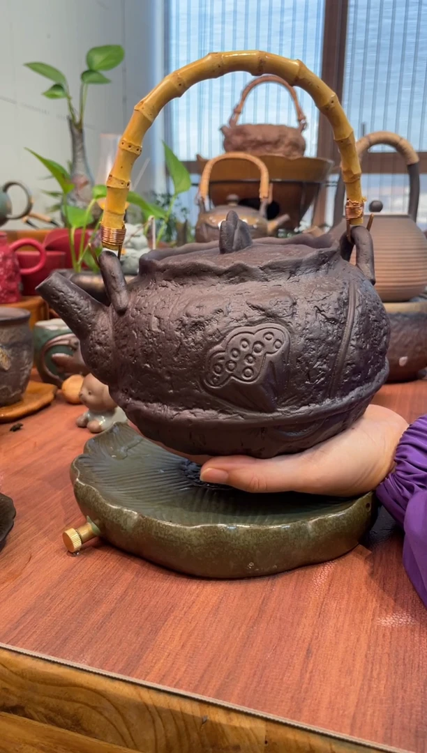 壶3547415705752349032