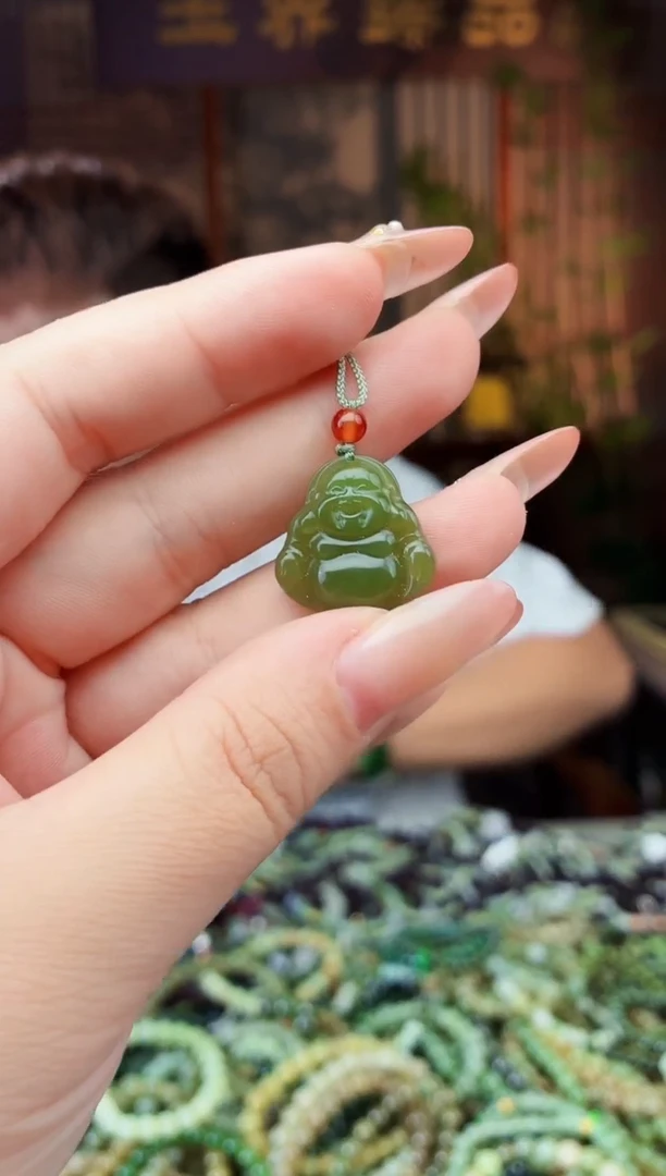 和田玉未镶嵌颈饰拍一发一