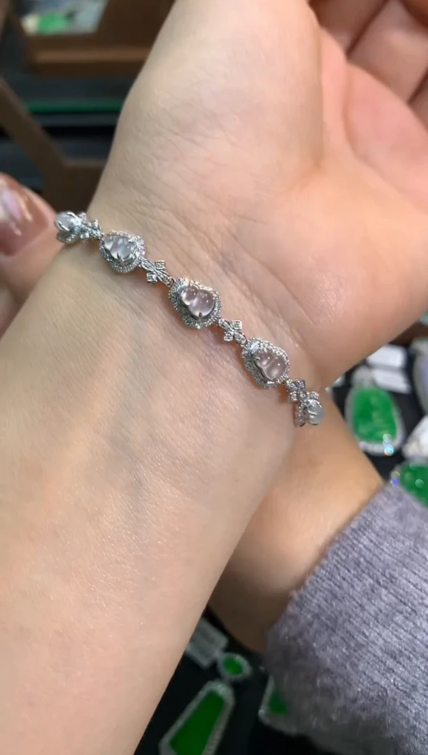 【闪购商品】翡翠吊坠(不含链)18K金镶嵌手链