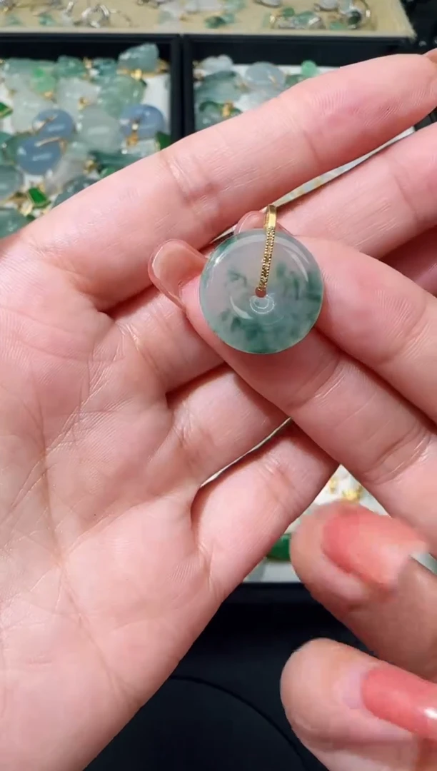 【闪购商品】翡翠颈饰18K金镶嵌TZG0119085