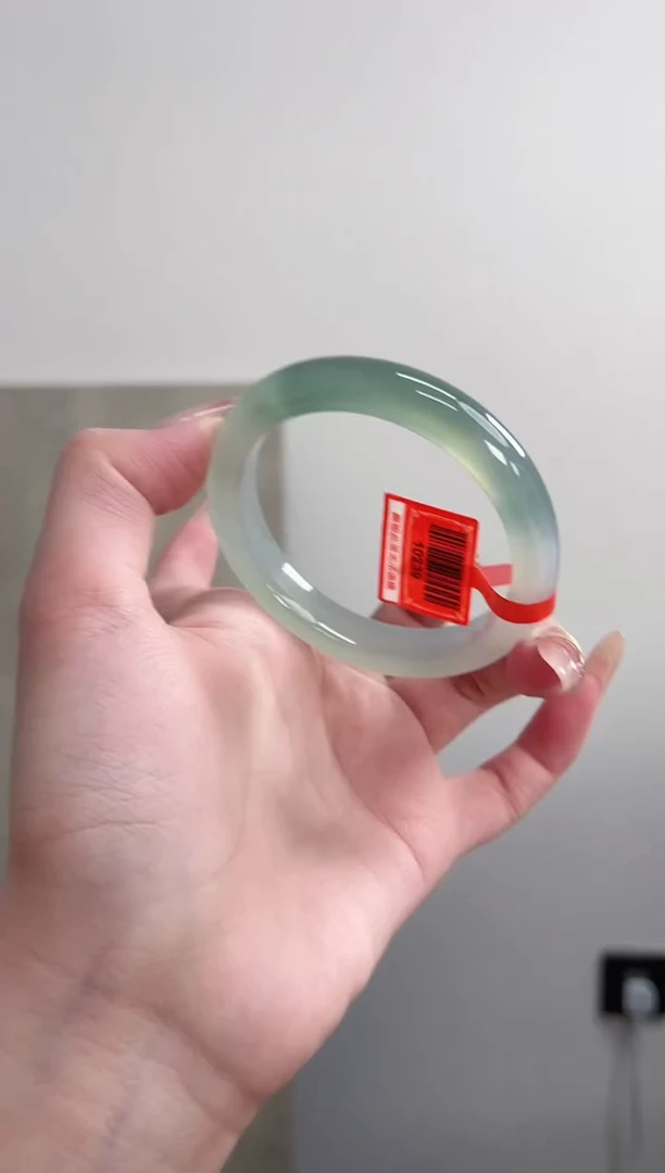 【闪购商品】玛瑙/玉髓手镯未镶嵌54-55圈 需要包容