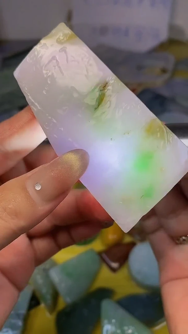 散珠翡翠天然缅甸翡翠A货012