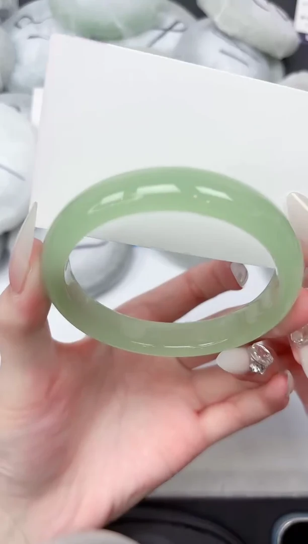 未镶嵌手镯石英质玉286-62