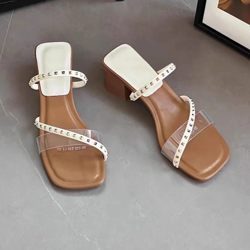 25101   夏季新款时尚气质粗跟凉拖鞋