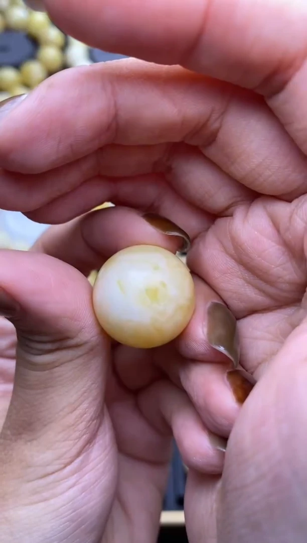 未镶嵌琥珀裸石 大小姐珠宝严选26