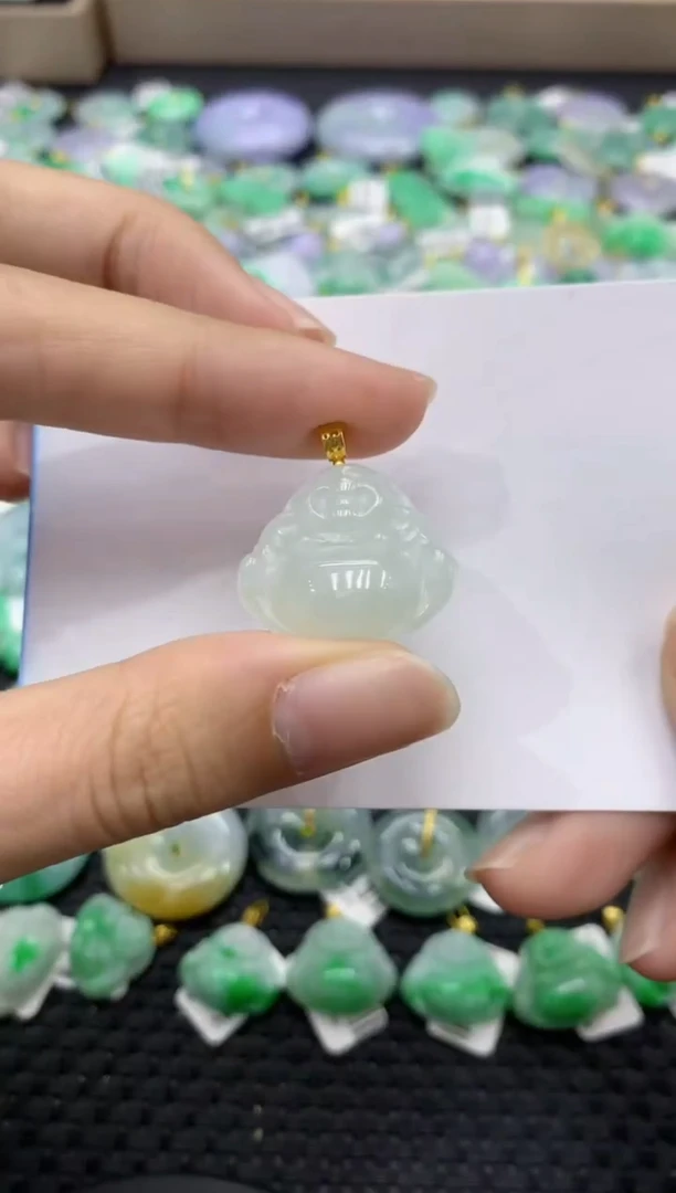 颈饰未镶嵌翡翠天然缅甸翡翠A货