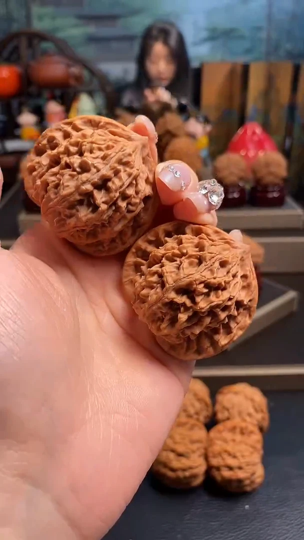 【闪购商品】文玩核桃吊坠K282蟠龙纹46