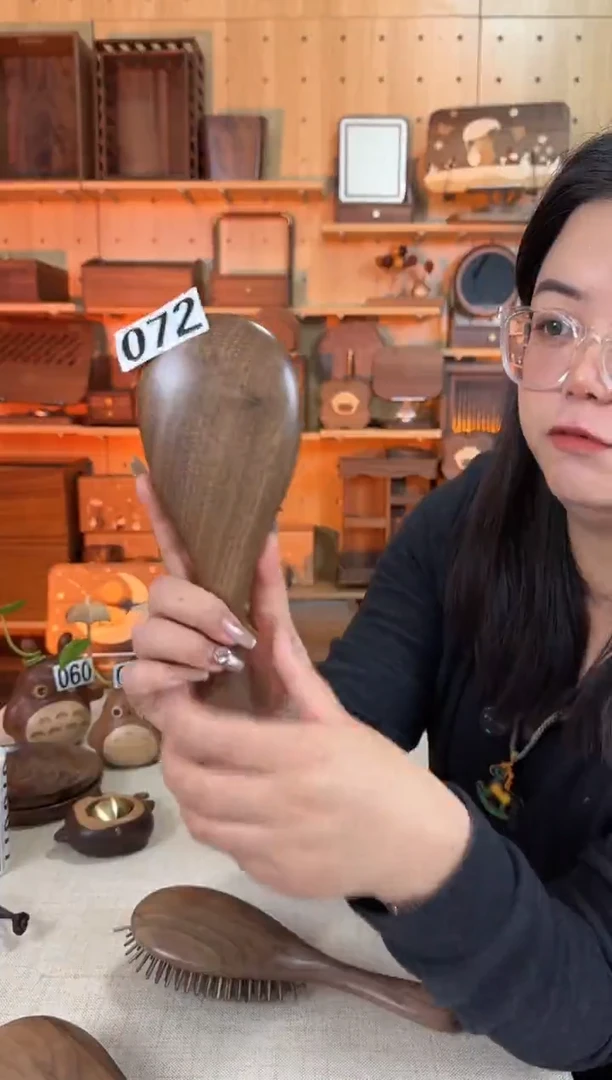 木072号北美黑胡桃大号气垫梳