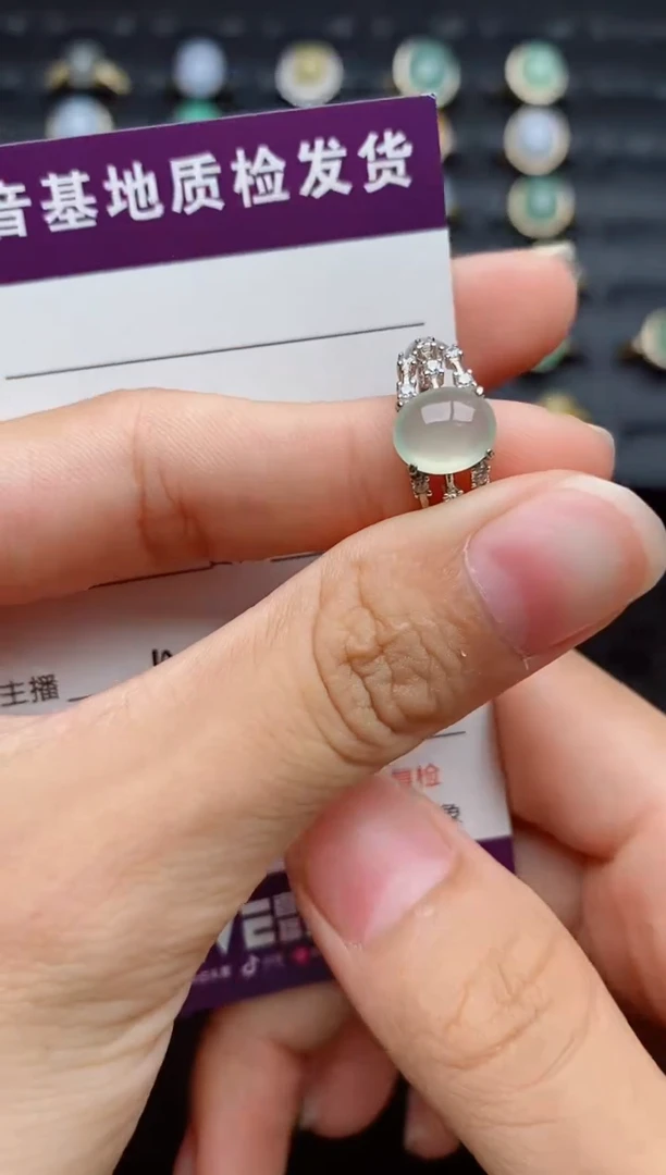 银S925镶嵌戒指翡翠1