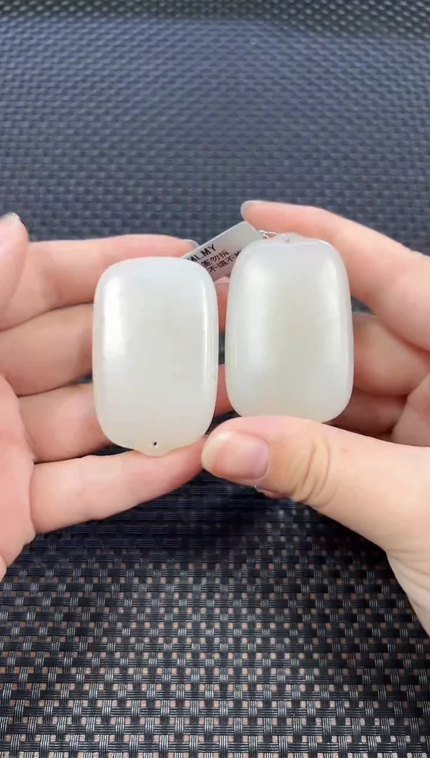 颈饰未镶嵌和田玉（多样性发一件）