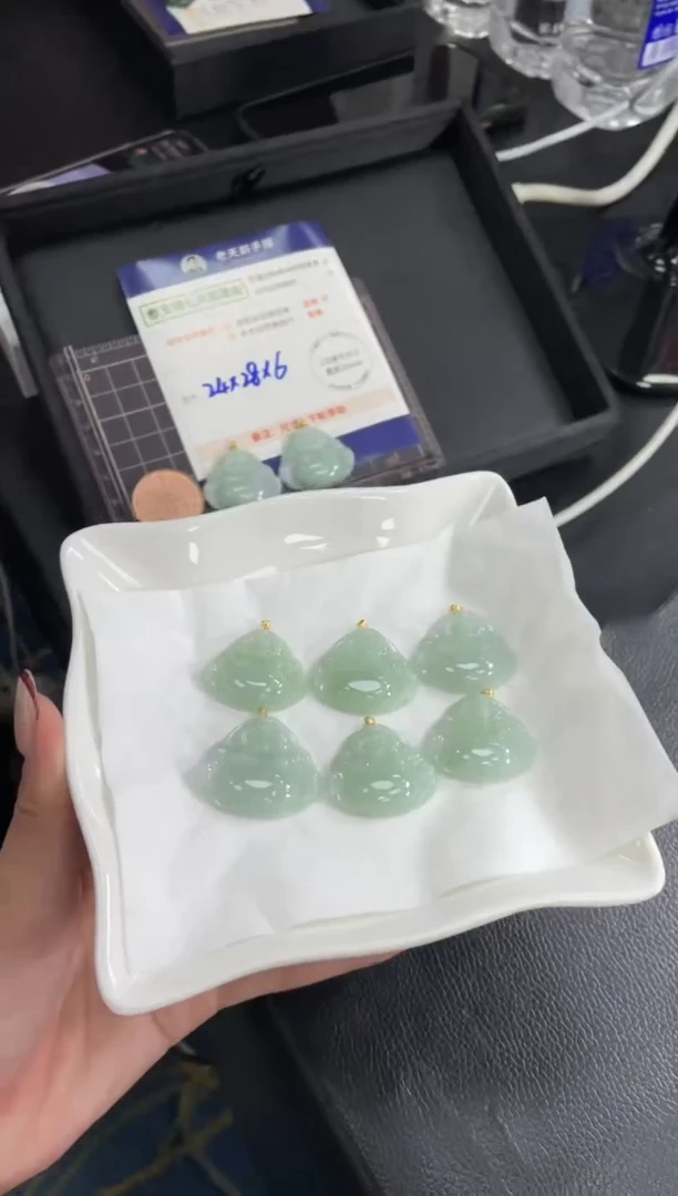 【闪购商品】翡翠挂件18K金镶嵌佛公FL5配绳/多样性发其一CP