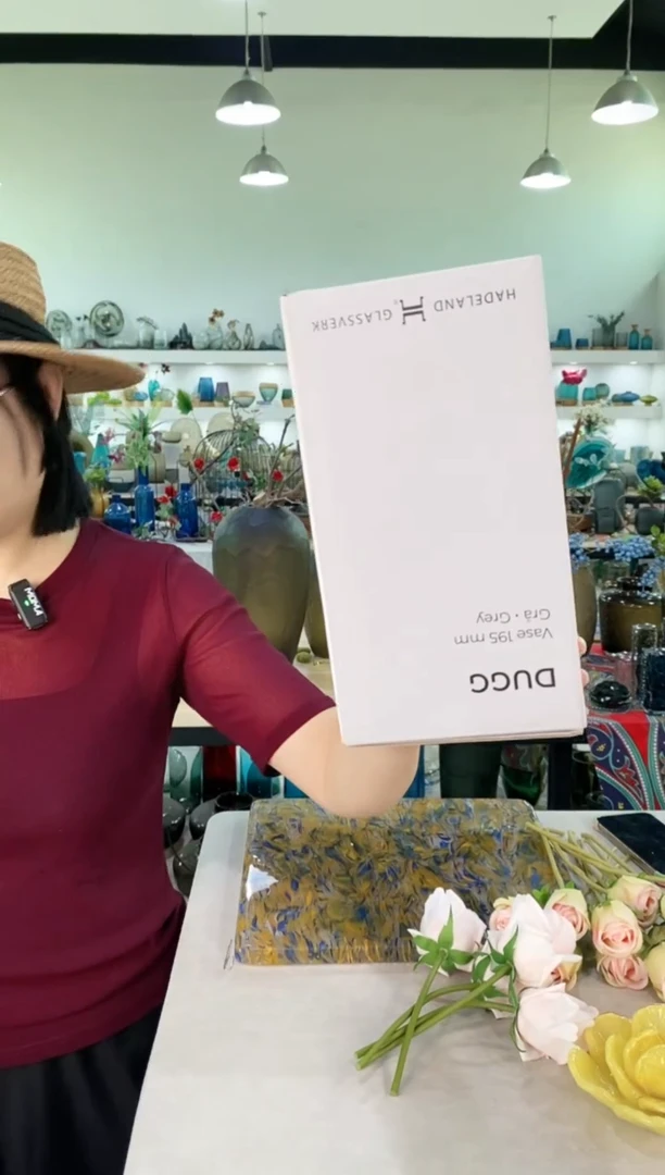 饺*?8个金红大碗+两个直口公道盒子