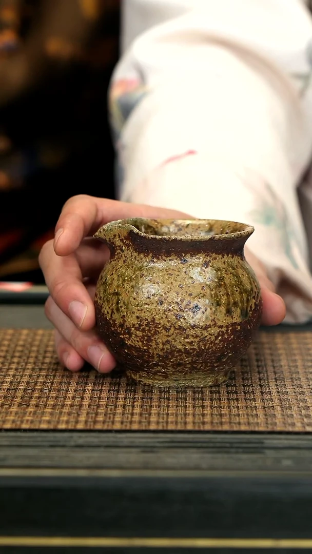 【闪购商品】紫砂茶壶GFY49金丝楠柴烧 公道