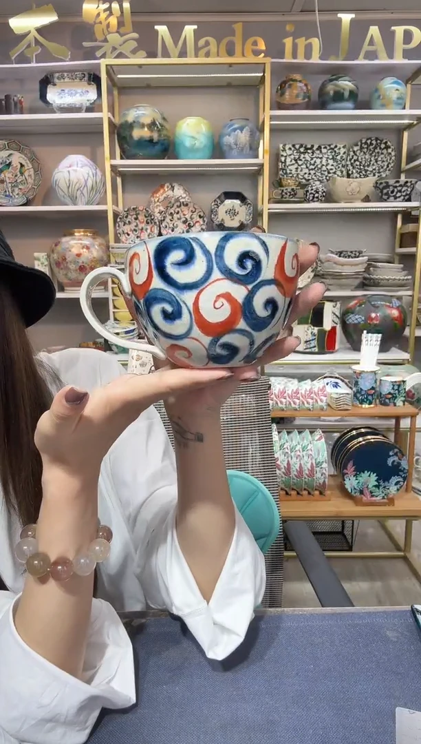 陶瓷宗山窑高款早餐杯-赤绘旋涡一只